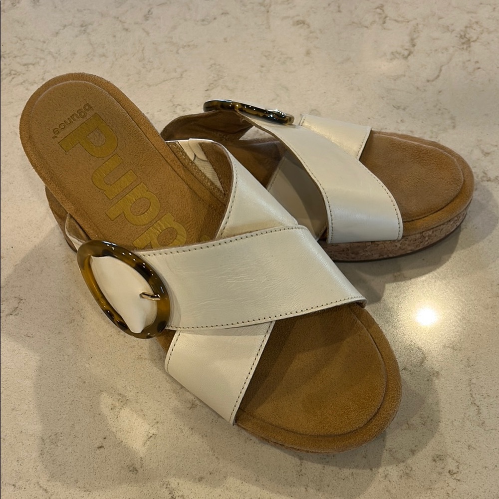 Hush Puppies Off White Sandals with Tortoise Buckle